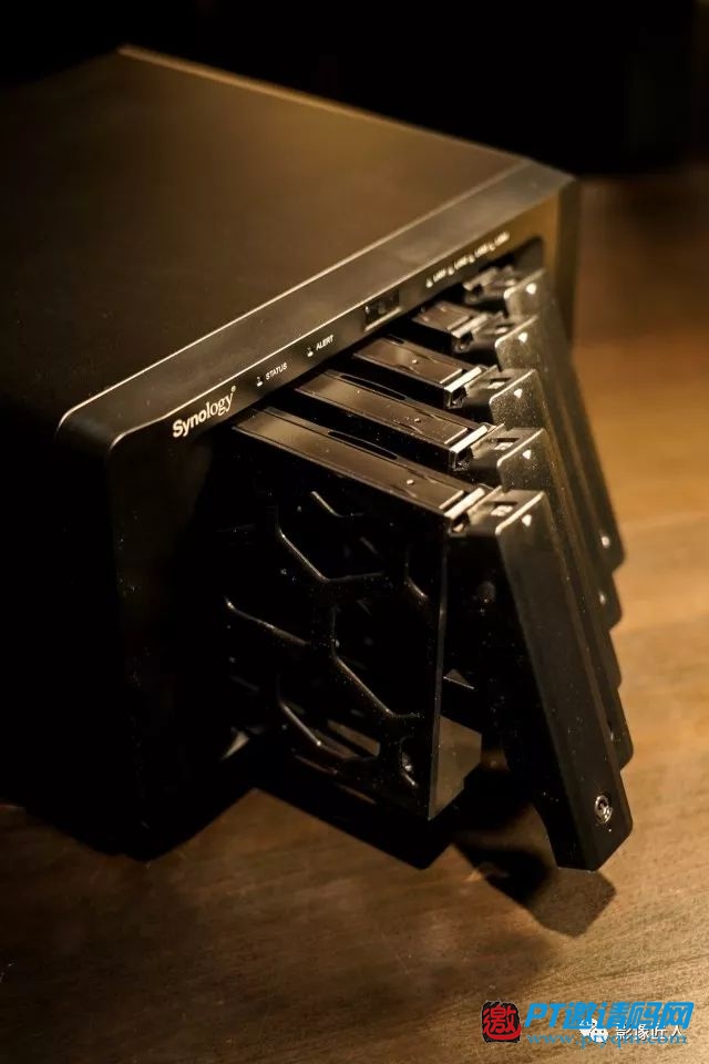 看達(dá)人怎樣用群暉DS1517+搭建視頻工作室
